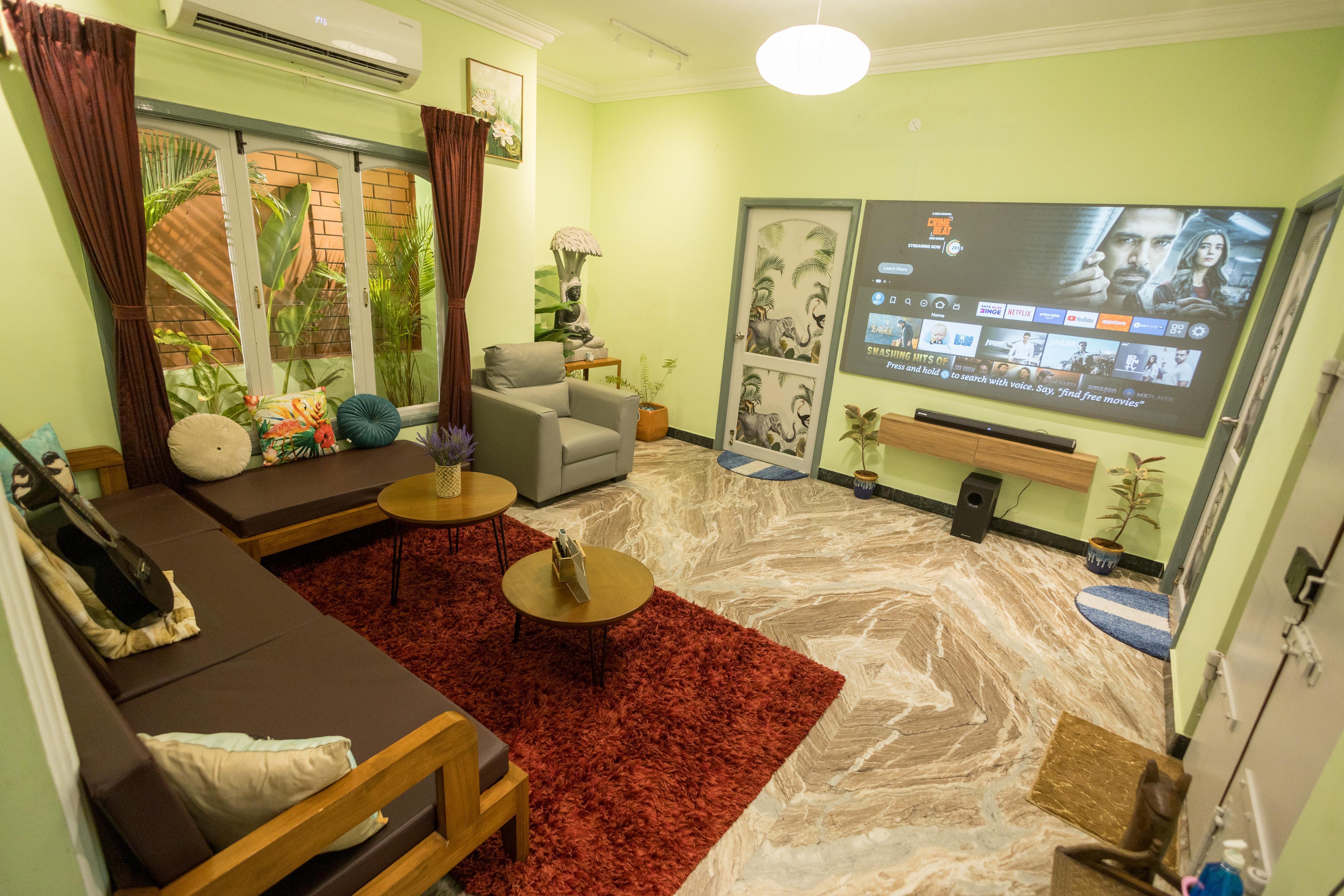 La Plage Luxe - Luxury Homestay 3 Mins Walk Beach - Tap to explore photos