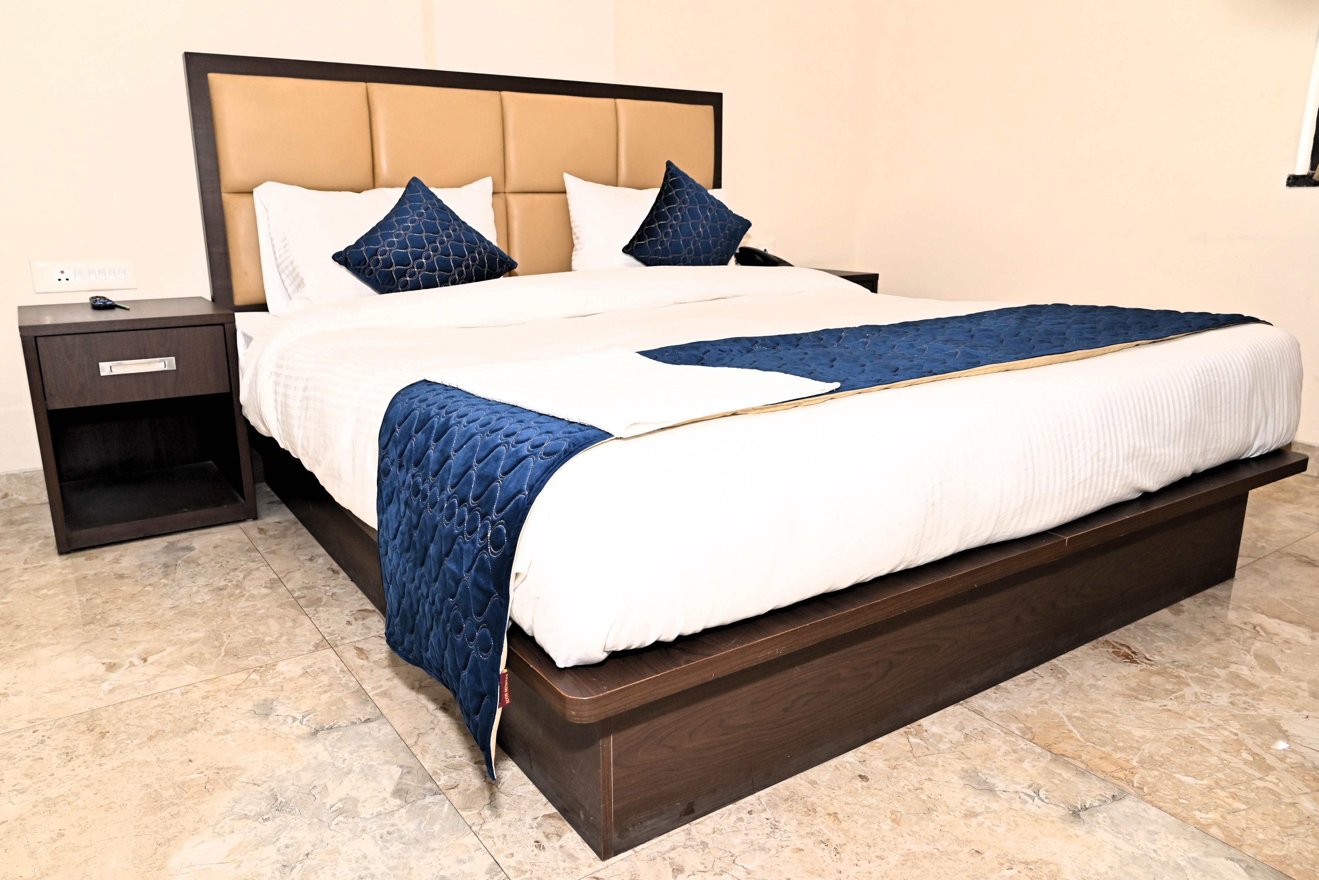 Naman Studio Room Type - Deluxe Room