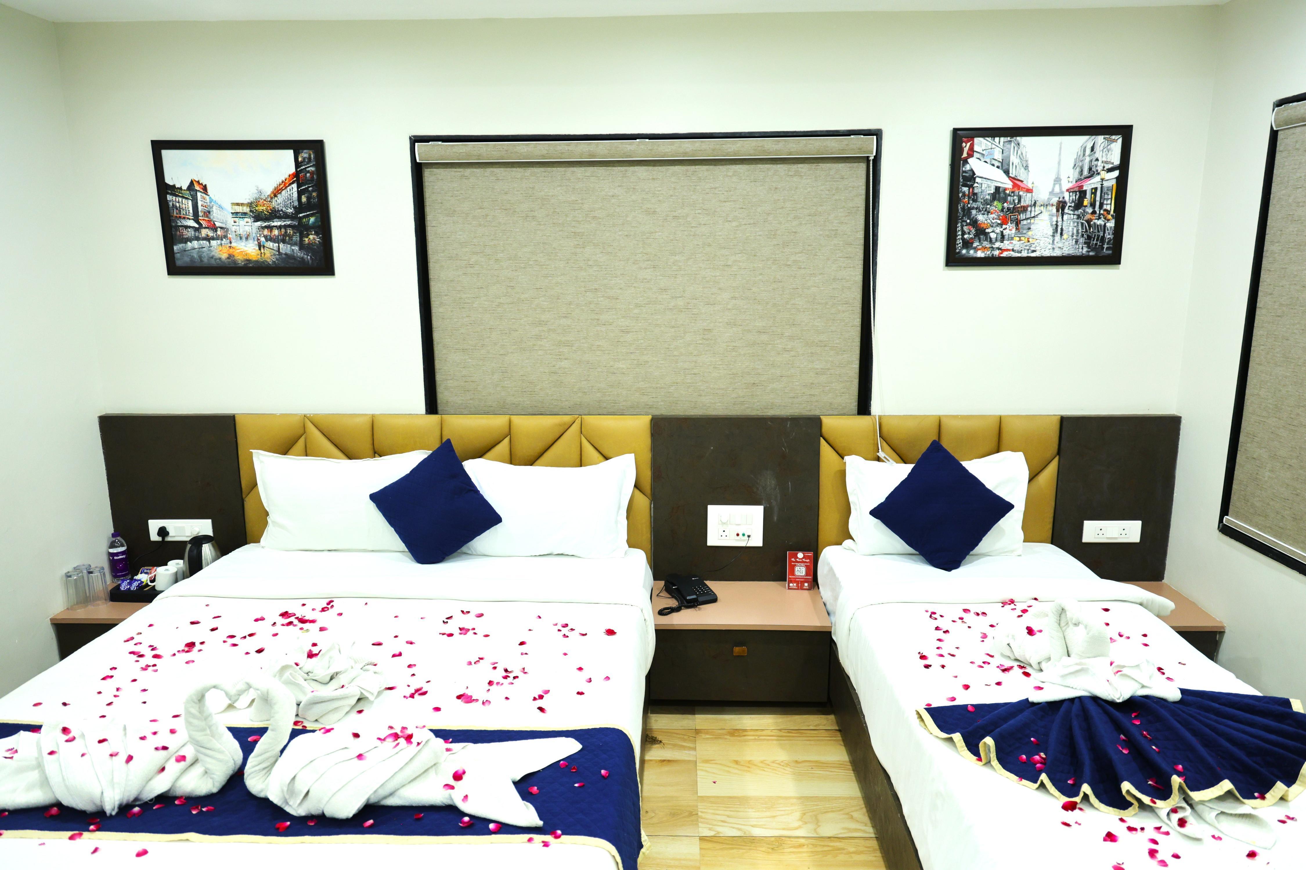 Hotel Aaradhya Inn - Tap to explore photos