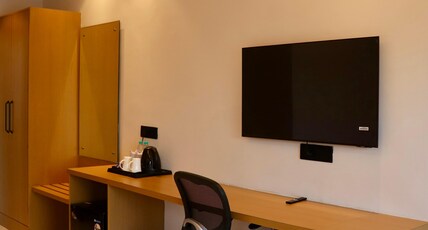 Aayra Dehradun Room Type - Deluxe Twin Bed Room