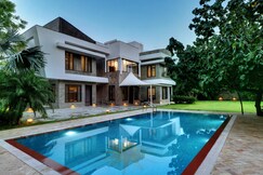 Chacha Villa Homestay