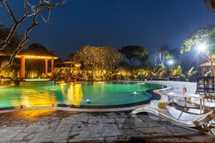Themis Farm House, Delhi