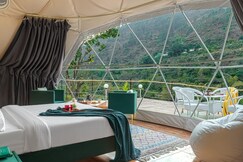 SaffronStays Aquadome Celeste