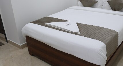 Innzoy Hotels - TNGO Colony Room Type - Premium Executive Room