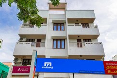 King's Court by Blessings Hospitality