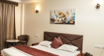 HILLCREST VALLEY Room Type - Superior Valley Room with Private Balcony HILLCREST VALLEY Room Type - Superior Valley Room with Private Balcony