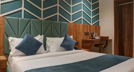 Starville Hotel Room Type - Executive Room