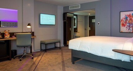 Premier Inn Llandudno Town Centre Room Type - Accessible Twin Wet Room