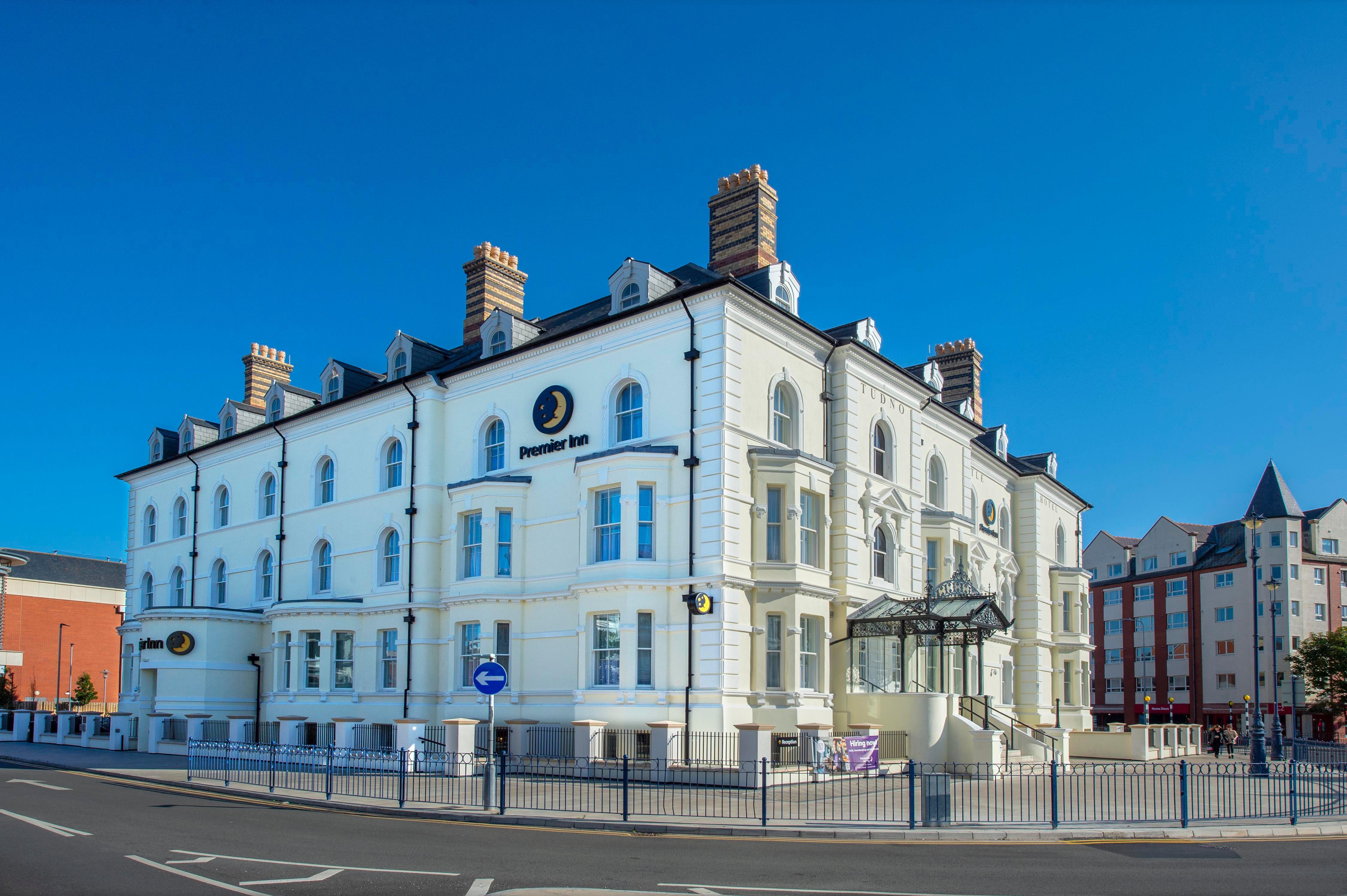 Premier Inn Llandudno Town Centre