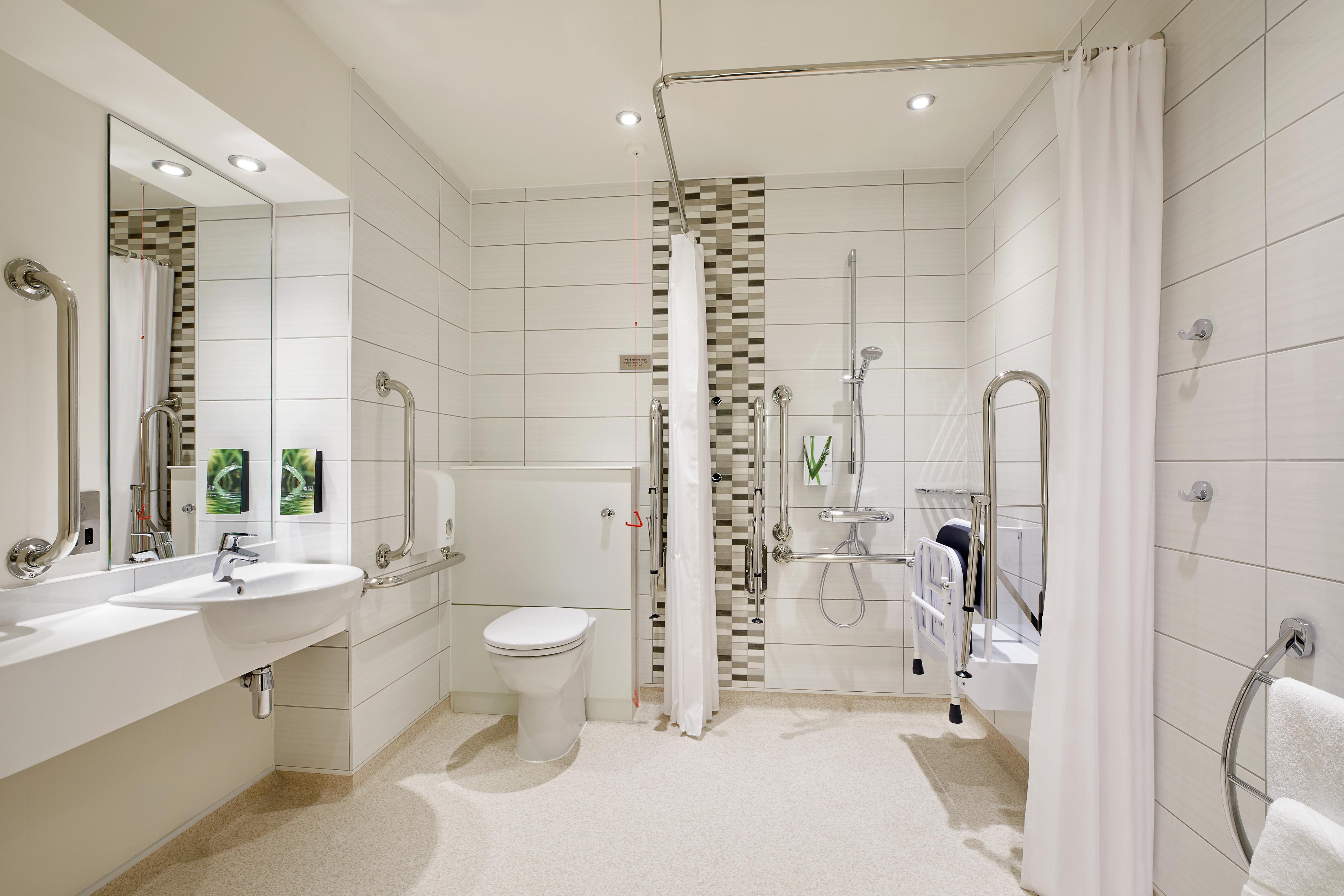 Premier Inn London Eltham - Tap to explore photos