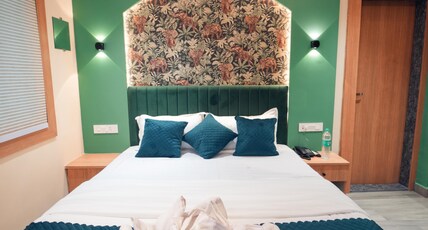 Hotel Luxe Inn Room Type - Deluxe Room