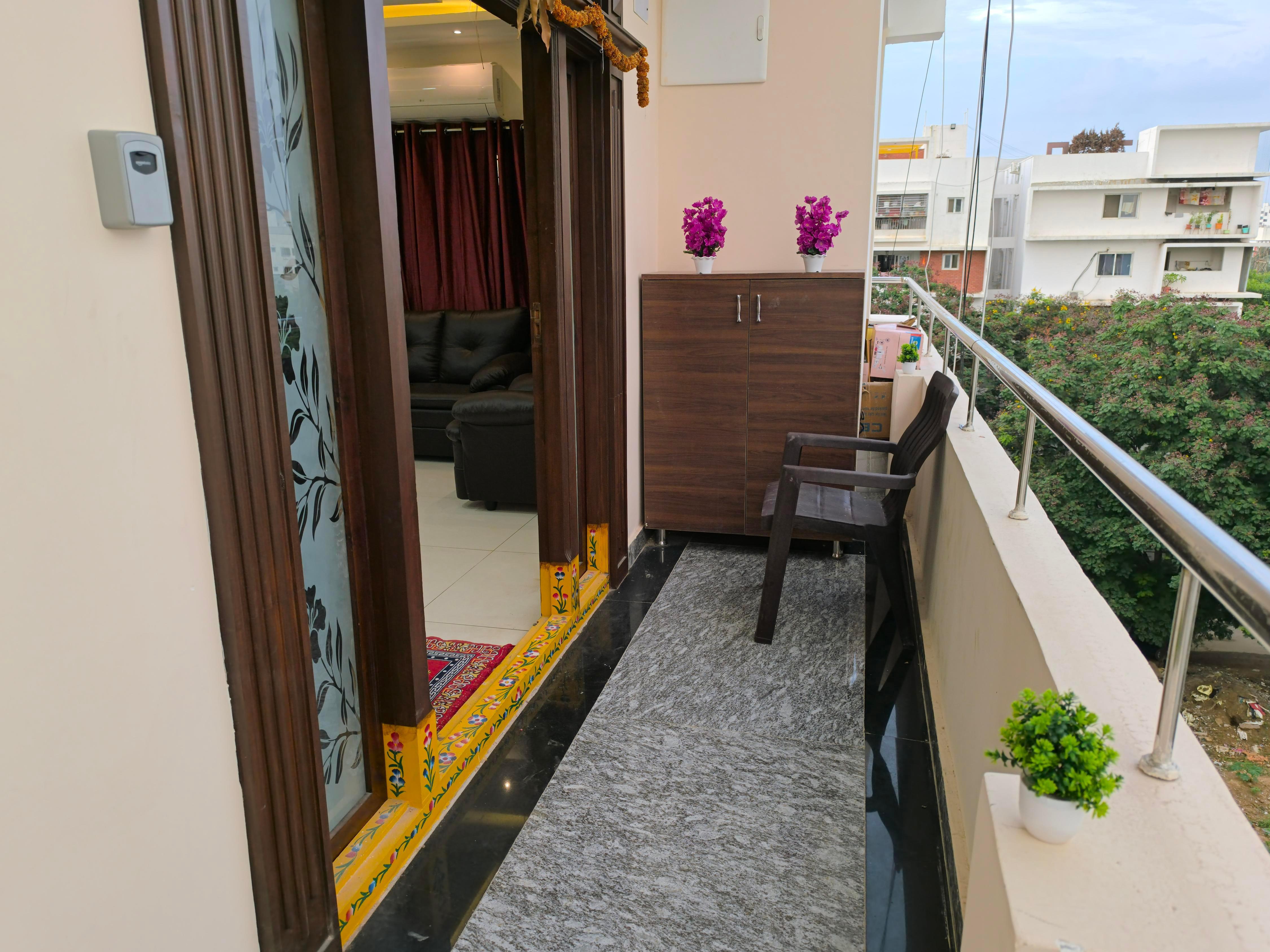 Orraica Stays Vajra Rao Luxe - Tap to explore photos