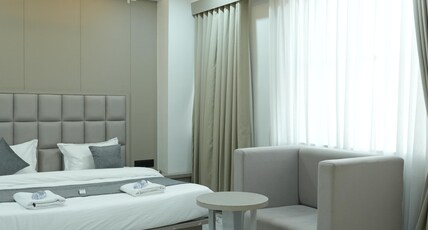 Hotel M- Town Room Type - Luxury Room With Jacuzzi