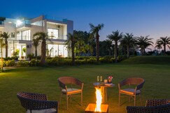 ELIVAAS AdhiVa Retreat | 5 BHK Farmhouse with Pvt Pool, Bar & Lush Garden
