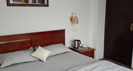 The Breeze Homestay Darjeeling Room Type - Deluxe Room -Hill View