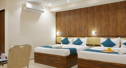 hotel Elite Inn - Mirzapur, Ahmedabad Room Type - Deluxe Room