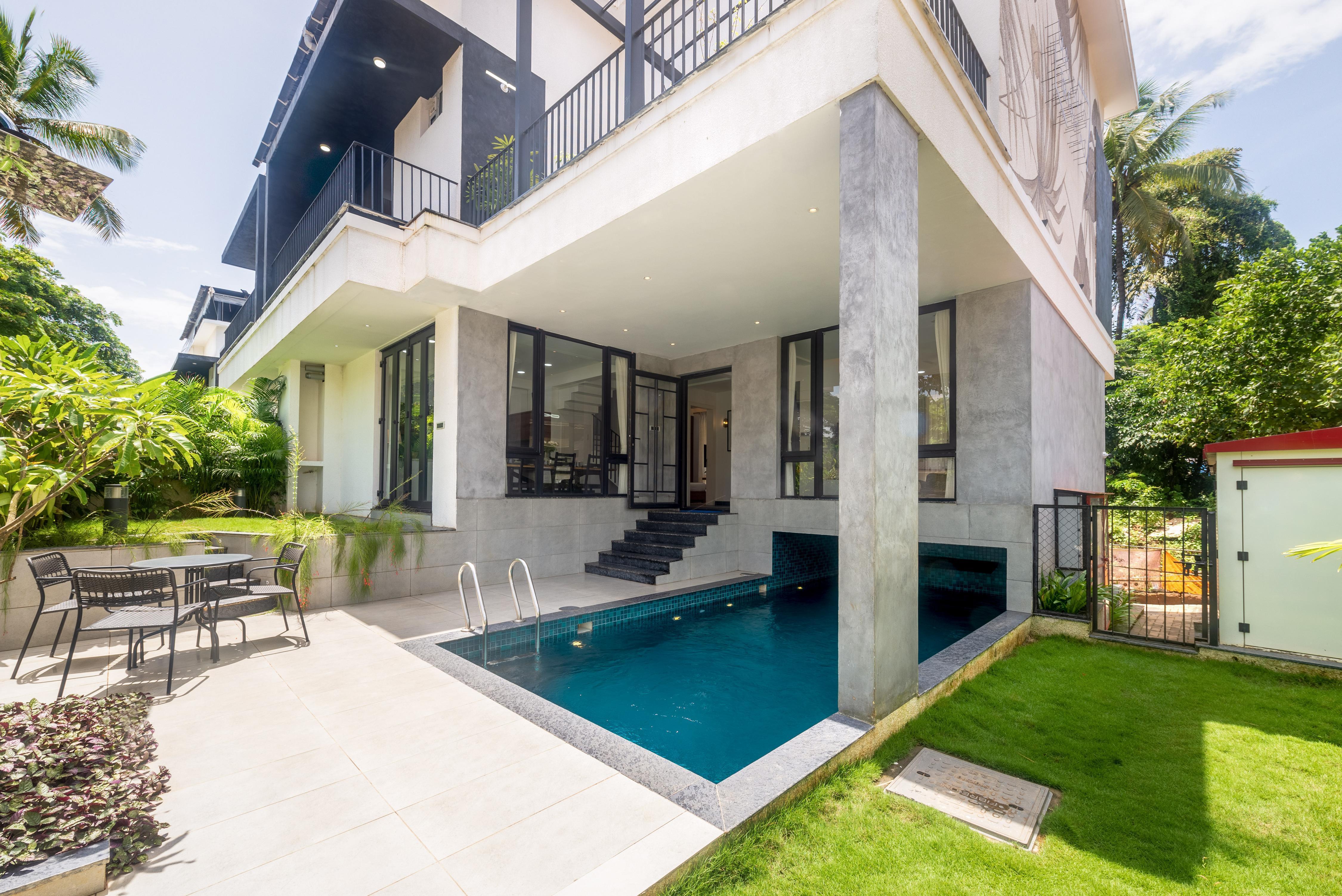 SaffronStays Miami - Tap to explore photos