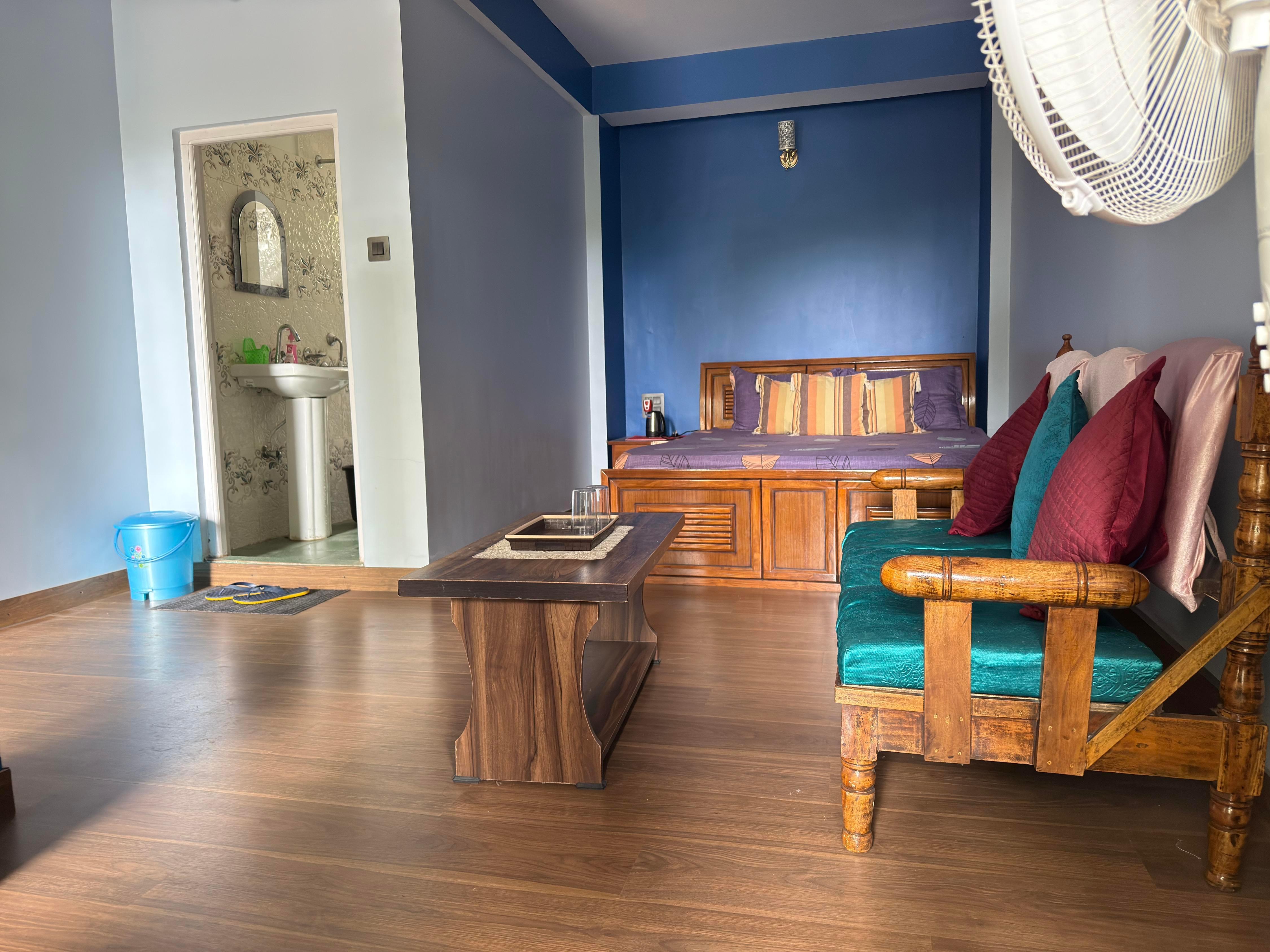 Maple Homestay - Tap to explore photos