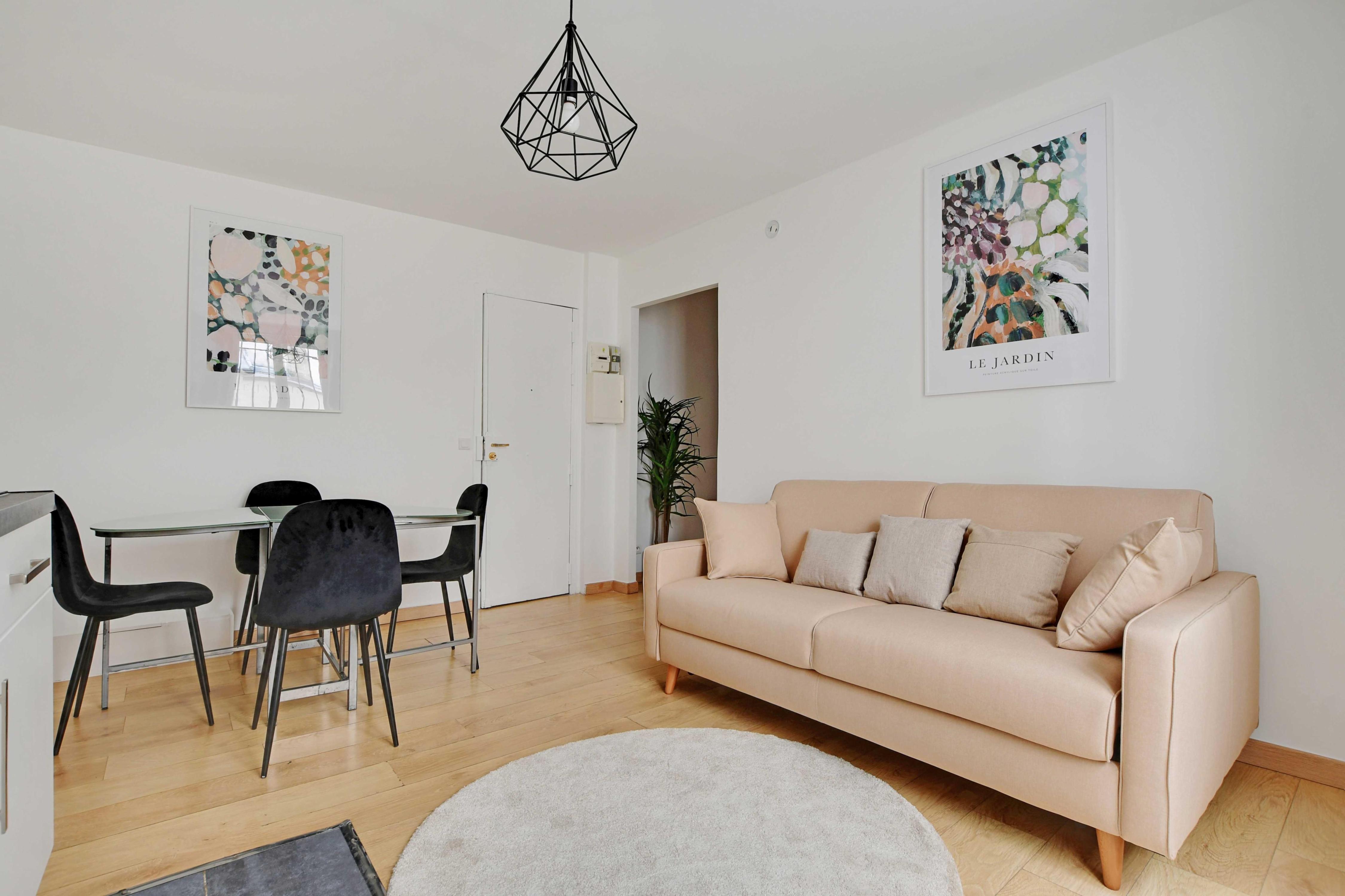 Chic apartment - 1BR/4P - Place de la Nation - Tap to explore photos