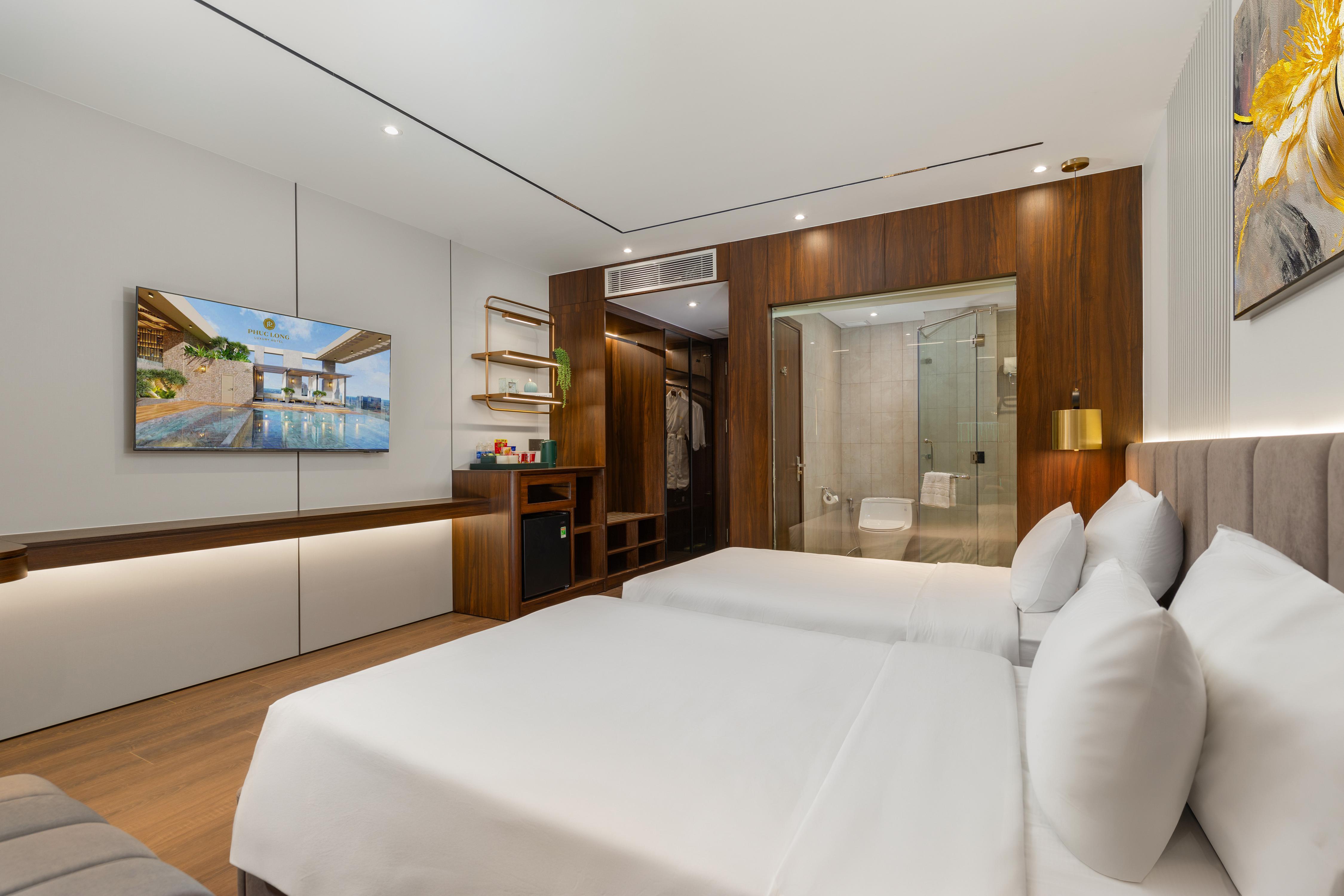 PHUC LONG LUXURY DANANG - Tap to explore photos
