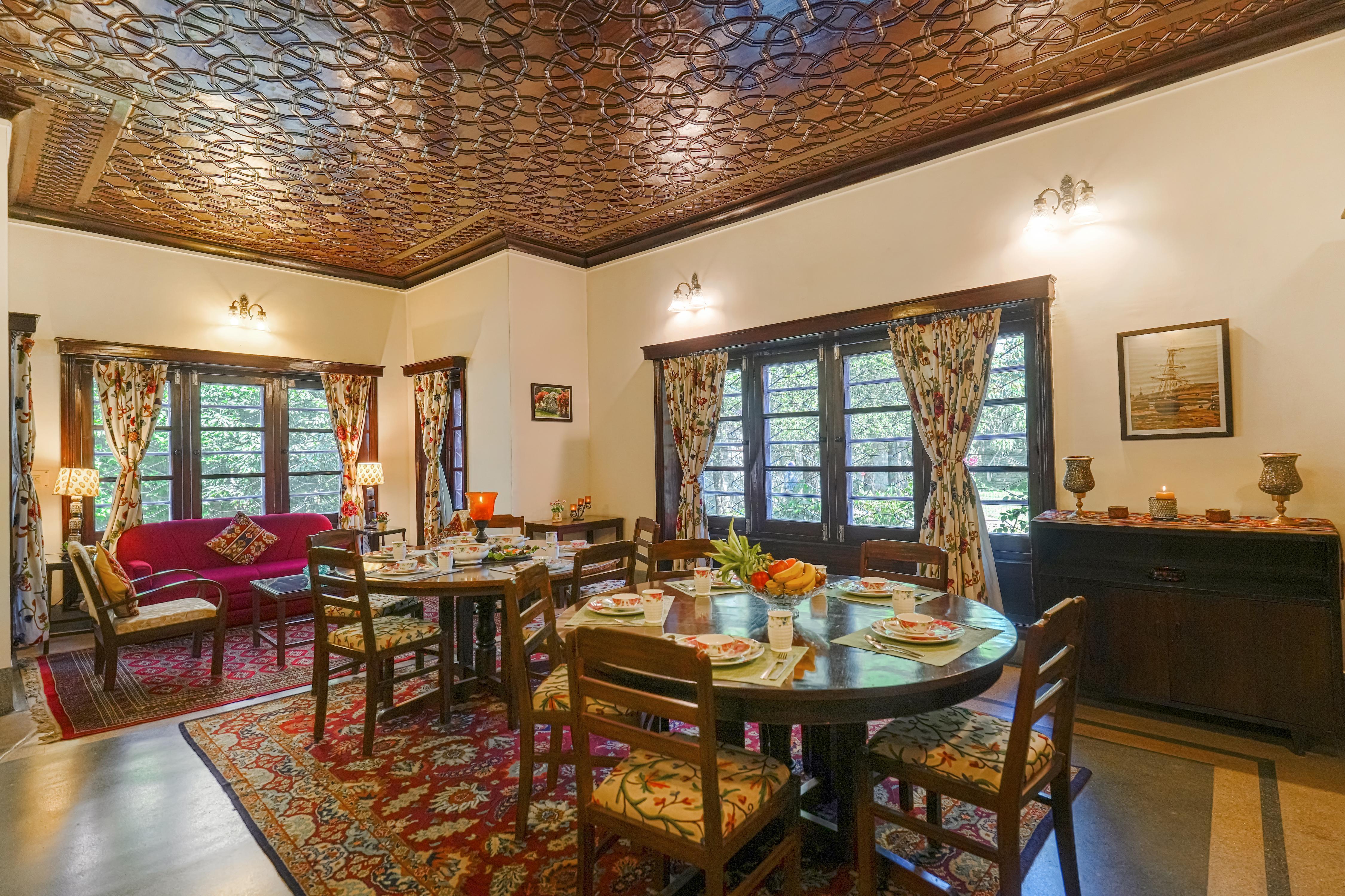 SaffronStays Awakening (Deluxe Suite) near Jhelum river - Tap to explore photos
