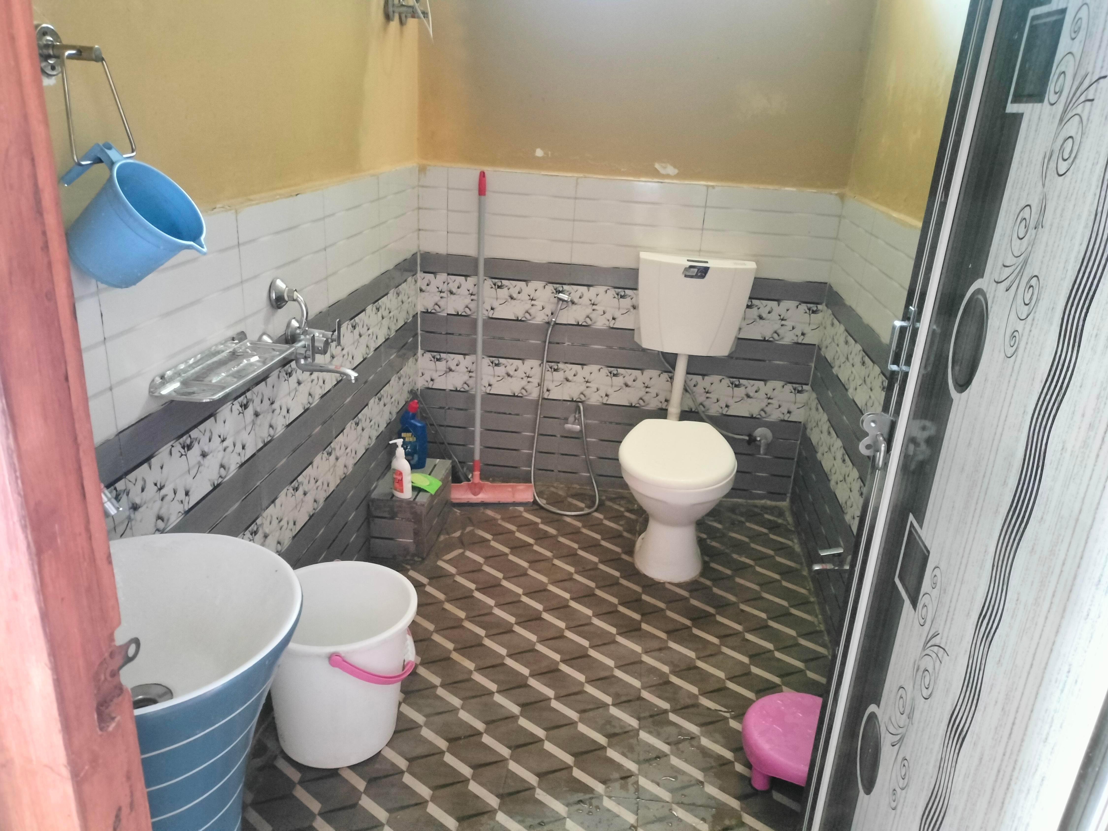 Vatika Homestay - Tap to explore photos