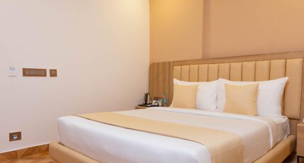U by Z Hotels, Seshadripuram - HZ Bangalore Stories Room Type - Deluxe Queen