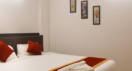 Seaa Breeze - White Town Room Type - Deluxe Room