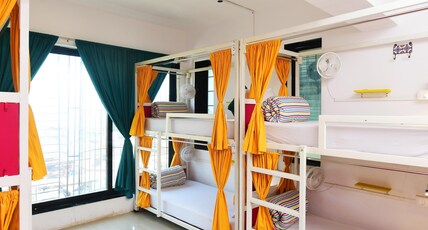 Urban Stays Backpackers Hostel Room Type - Bed in 8 Bed Female Only AC Dormitory Room with Ensuite Bathroom