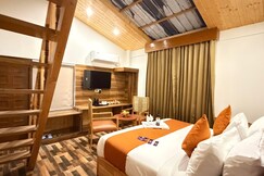 Snow Apple Resort by West Western ( centrally heated and air cooled)