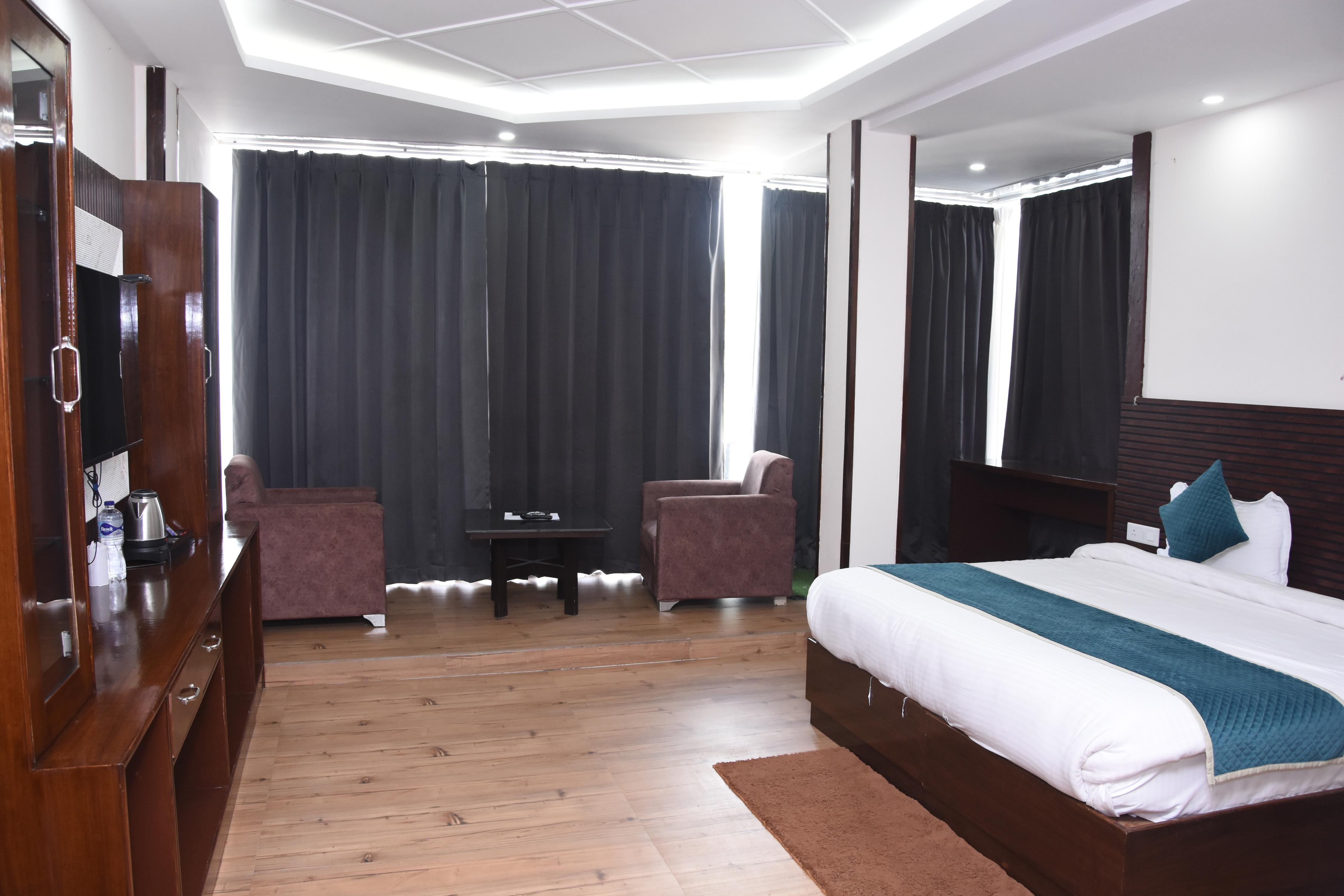 Baris Resort Dhanaulti - Tap to explore photos