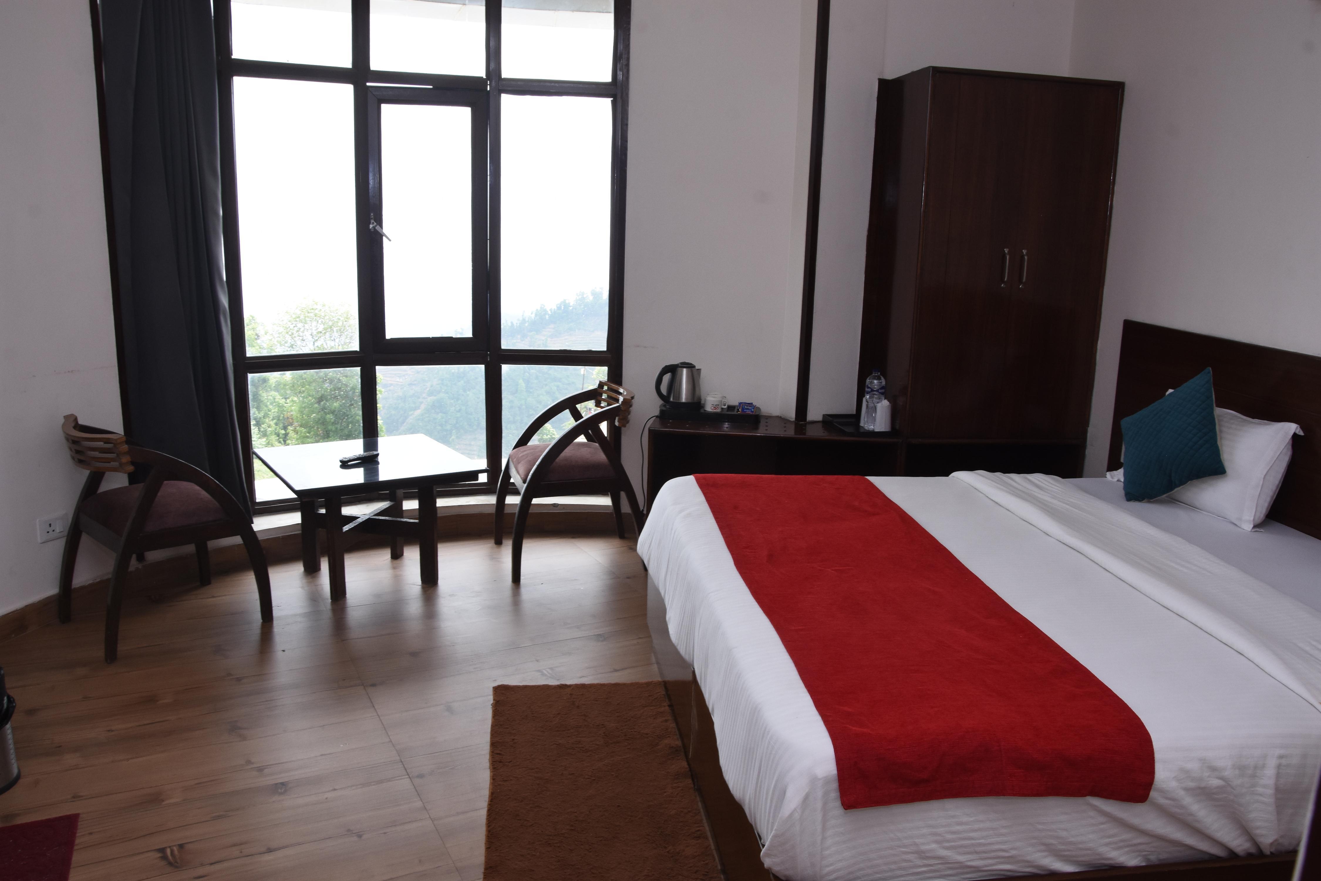 Baris Resort Dhanaulti Room Type - Signature Himalyan View Room