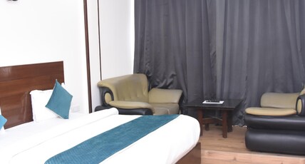 Rhodo Inn Hotel Room Type - Elite Room With Valley View