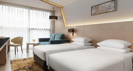 Hyatt Place Bangkok Sukhumvit 1 Room Type - 2 Twin Beds Deluxe (with Sofa Bed) Hyatt Place Bangkok Sukhumvit 1 Room Type - 2 Twin Beds Deluxe (with Sofa Bed)