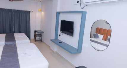 HOTEL BLUE STONE 2 Room Type - Family Suite Room City view