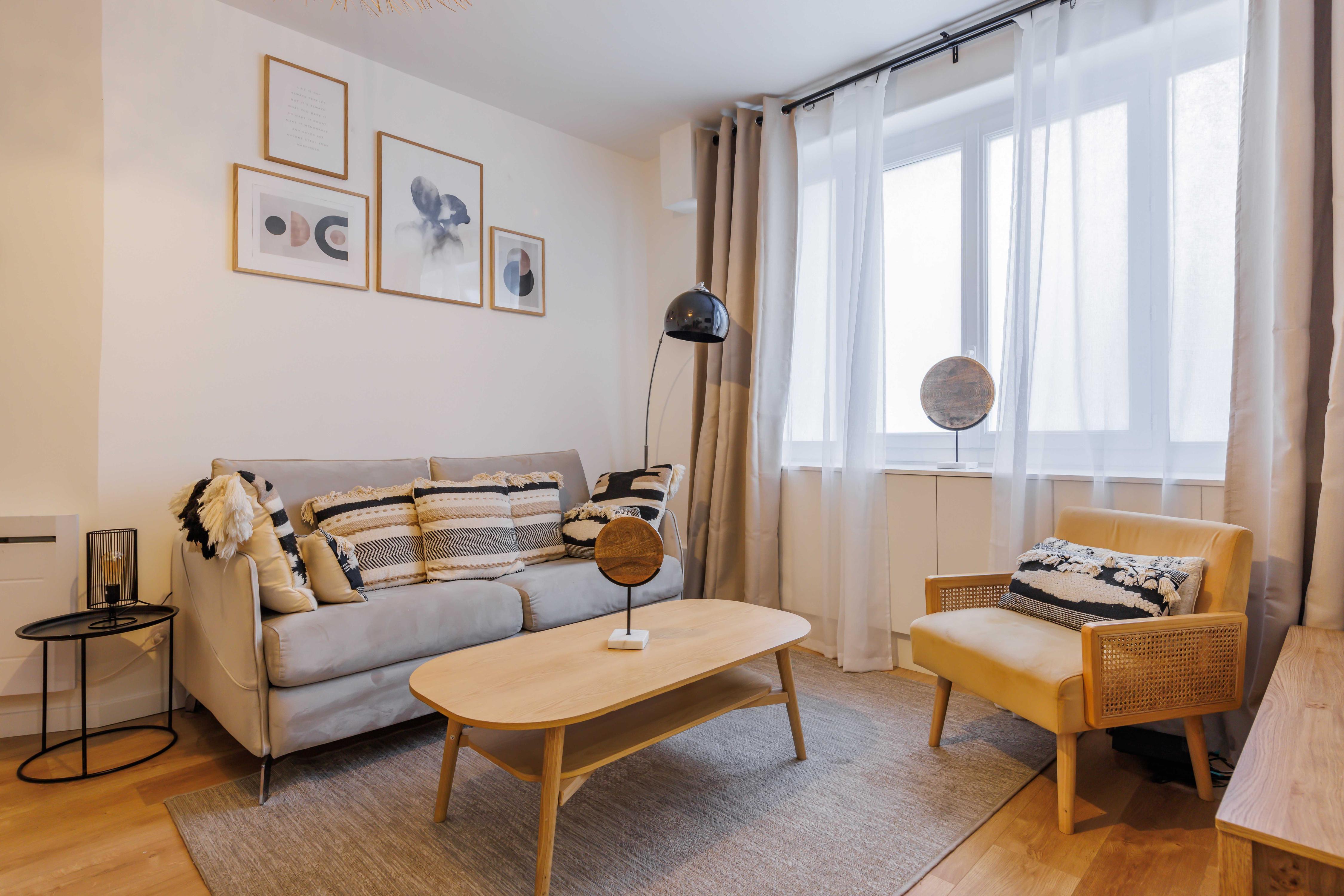 Modern apartment - 2BR/6P - Republique - Tap to explore photos