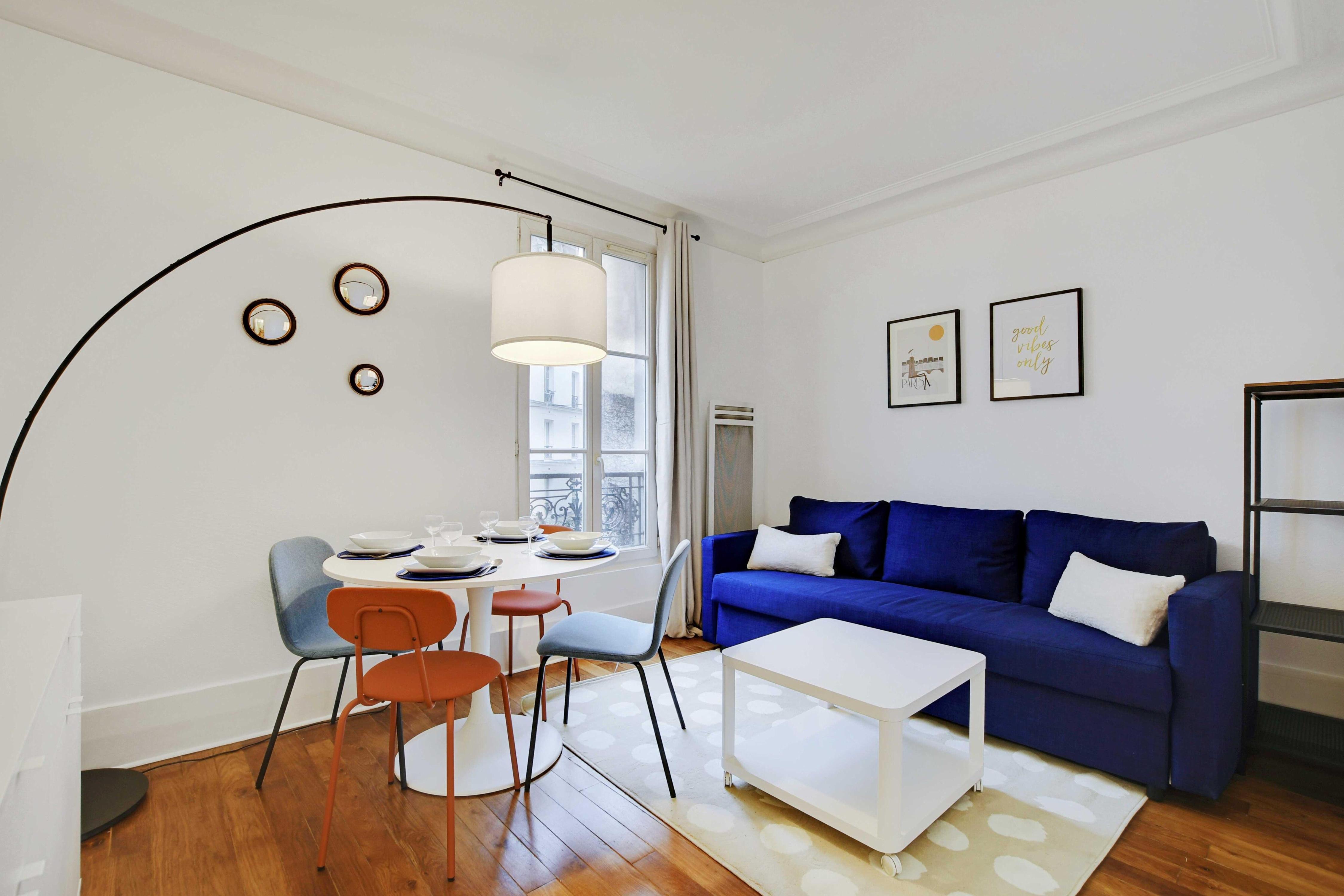 Magnificent apartment - 1BR/4P - Sacre-Coeur - Tap to explore photos
