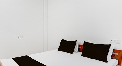 Hotel O Aarna Guesthouse Room Type - Classic
