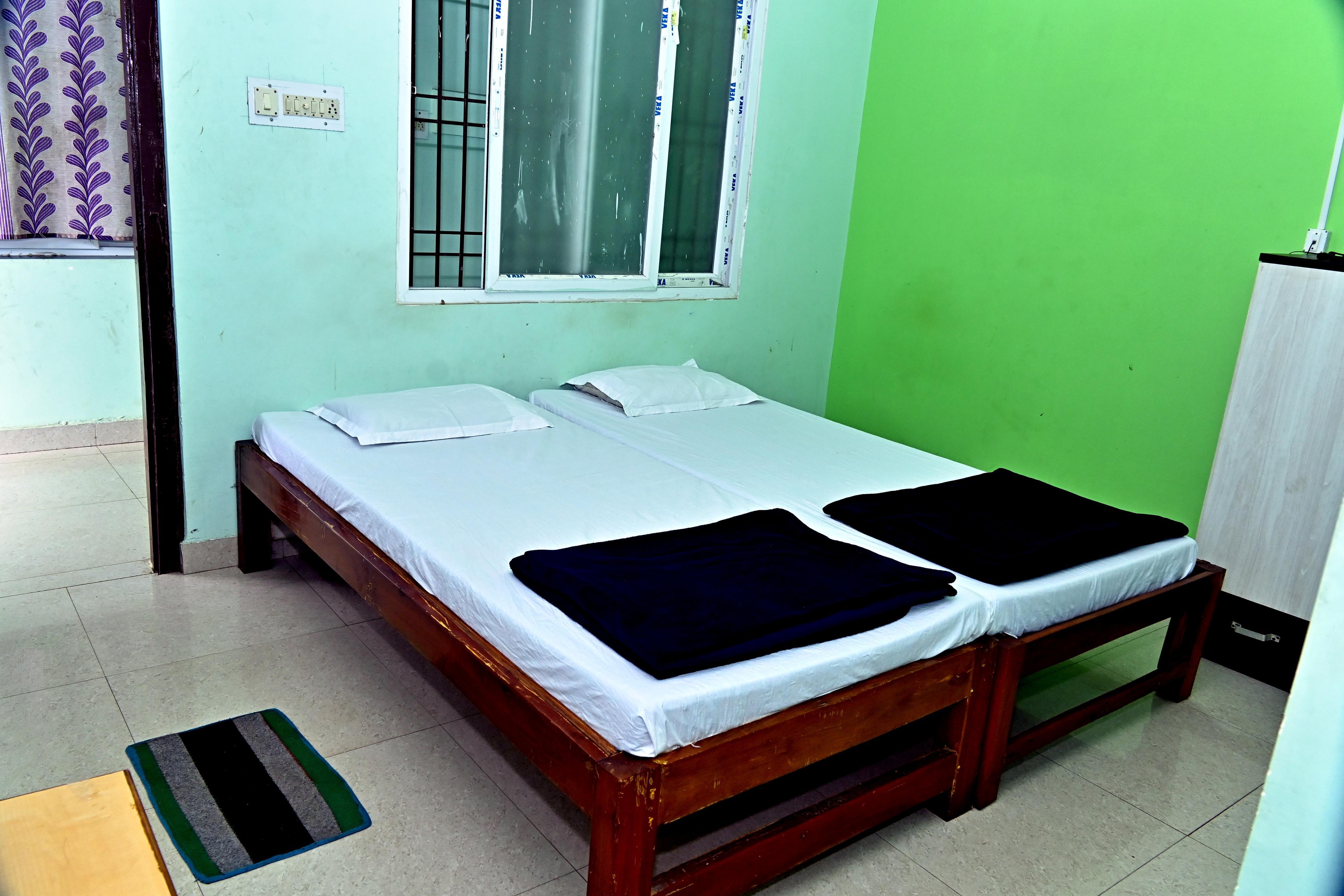 Hotel Mamata Palace Room Type - Execitive Room