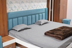 Hotel Shree Radhe Krishna