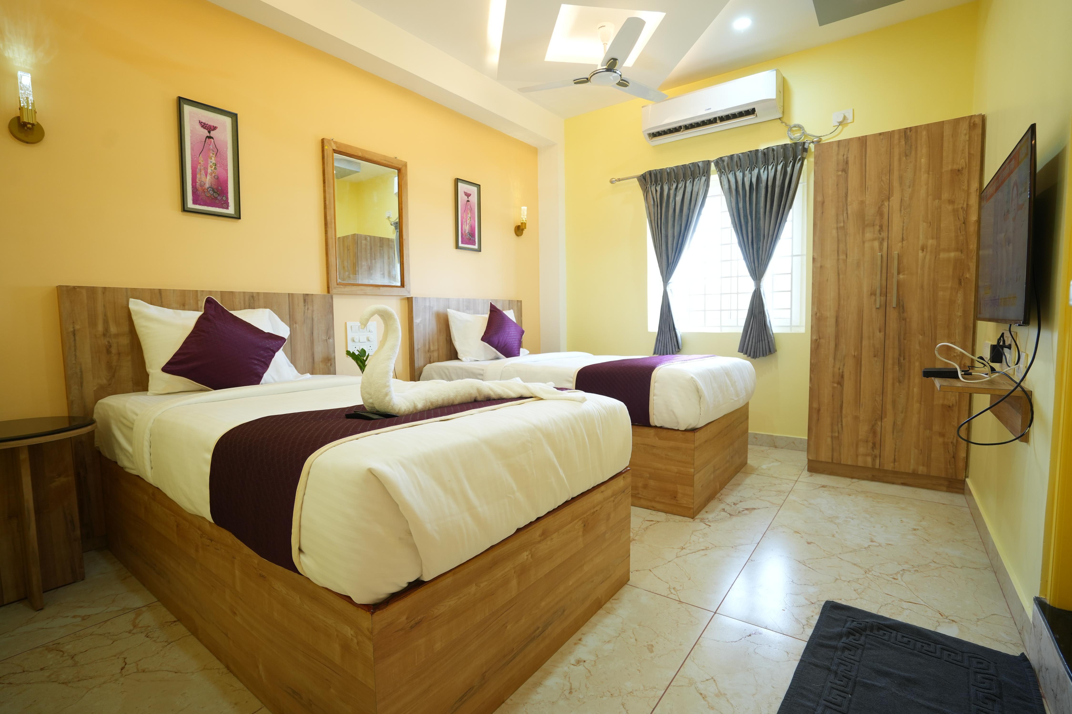 M M HOTEL ROYAL RESPITE Room Type - CLASSIC TWIN