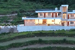 Yashasvi Himalayan Resort
