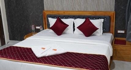 Soham Resort Diveagar Room Type - Deluxe Room