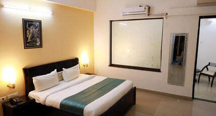 Shanti Seva Dham - Vrindavan Room Type - Executive Room