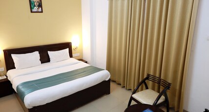 Shanti Seva Dham - Vrindavan Room Type - Executive Room