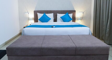 B Town Resort Near Infopark Kakkanad Room Type - Imperial Cottage with Private Garden