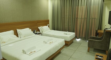 Royal Casa Cochin Room Type - Deluxe Triple Room