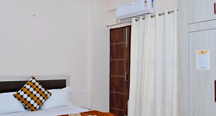 Maa Ganga Homes (No Unmarried couples) Room Type - Room No 302