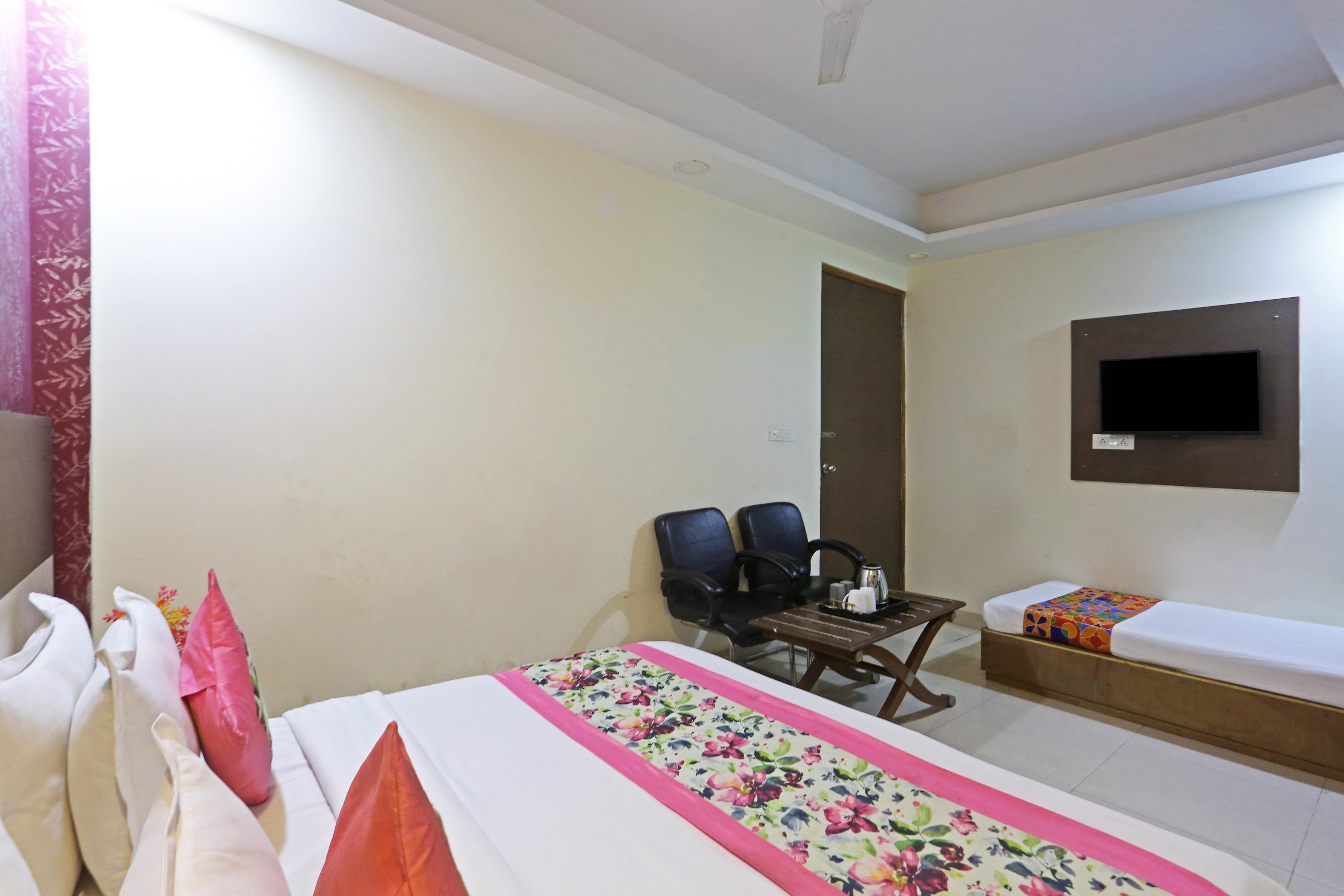 Hotel Star Lite Room Type - Family Room