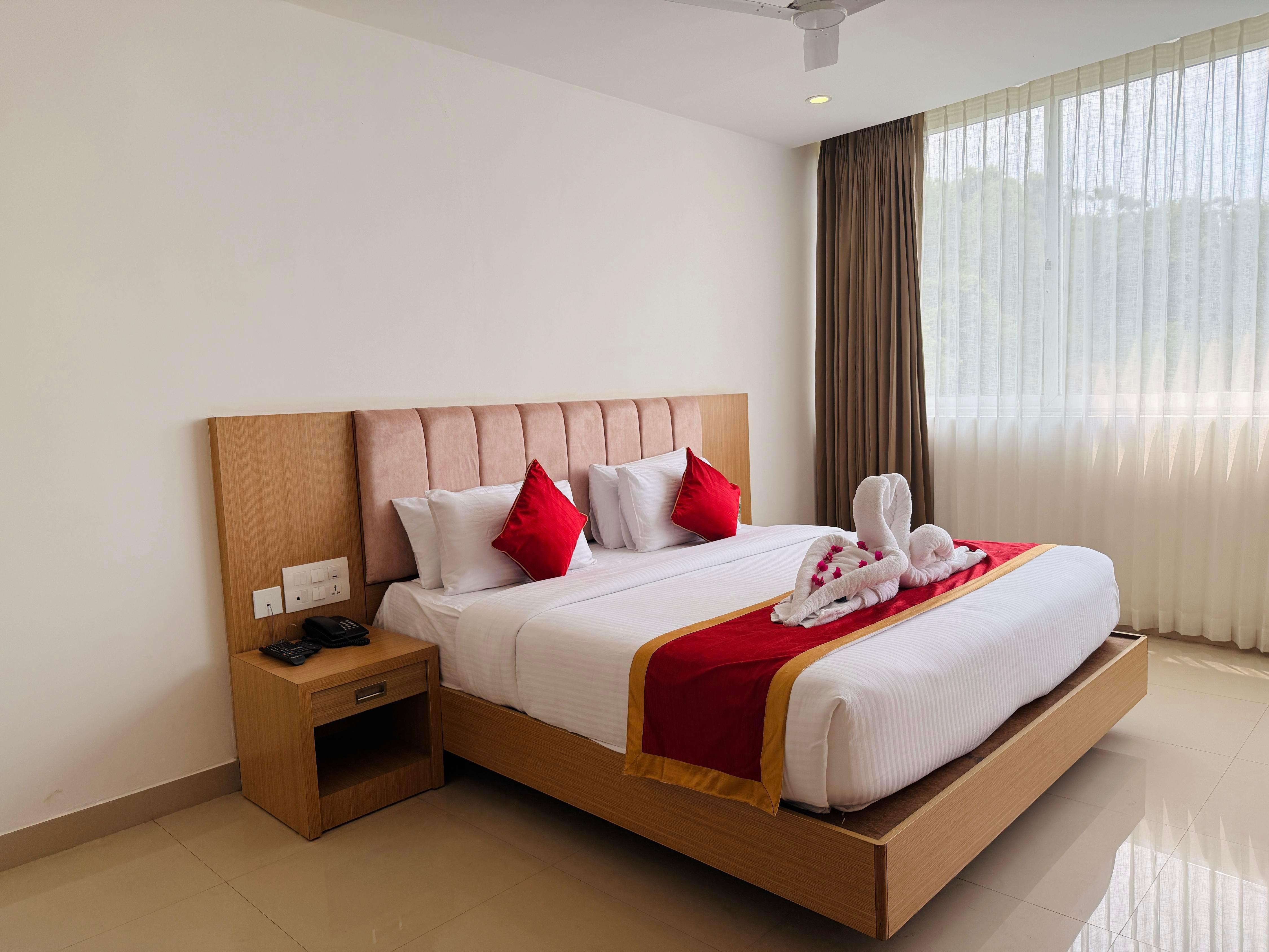 MOUNTAIN PASS HOTEL AND MOUNTAIN PASS RESIDENCY Room Type - PREMIUM